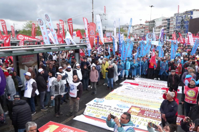 Özgür Özel Kadıköy'de 1 Mayıs kutlamalarına katıldı
