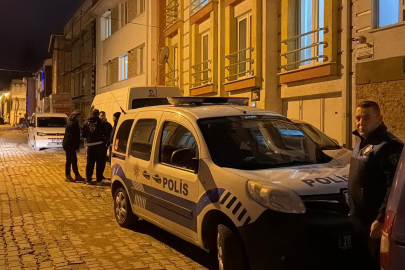 Yalnız kaldığı evinde ölü bulundu