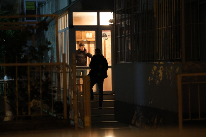 İzmir'de 73 yaşındaki baba, oğlunu bıçaklayarak öldürdü