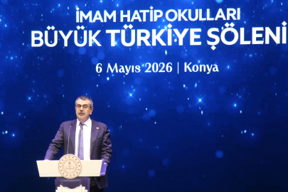 Bakan Tekin: Evlatlarımızı ekranların insafına terk etmemeliyiz