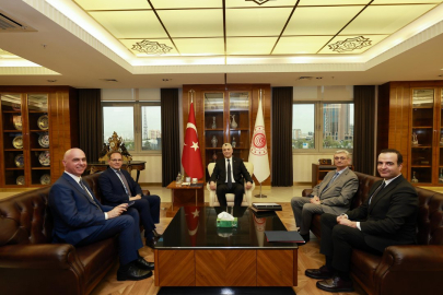 Ticaret Bakanı Bolat, Rusya ve İtalya büyükelçileri ile bir araya geldi