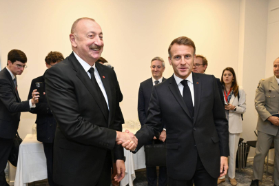 Macron ve Aliyev telefonda görüştü