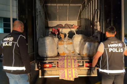 Malatya'da 166 bin uyuşturucu hap ele geçirildi; 2 gözaltı