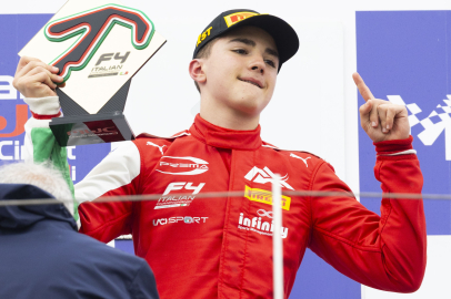 Formula pilotu Alp Aksoy: Hedefim her zaman birincilik