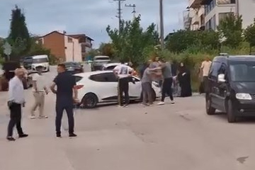Kocaeli’de iki aile arasında silah, sopa ve taşlı kavga: 10 yaralı