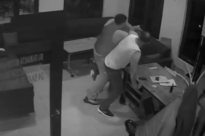 Bıçak ve sopalarla taksi durağına saldırdılar; 3 yaralı