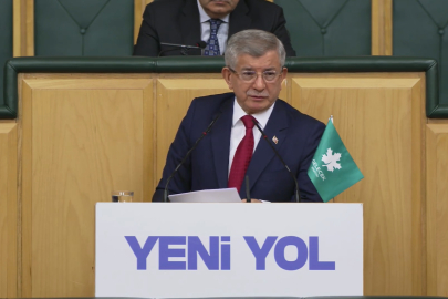Davutoğlu: Bugün yaşananların hepsi adaleti yerle bir etmektedir
