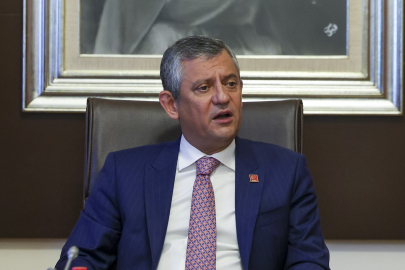 Özel'den flaş söylem: İkinci bir parti hazır etmek lazım olabilir