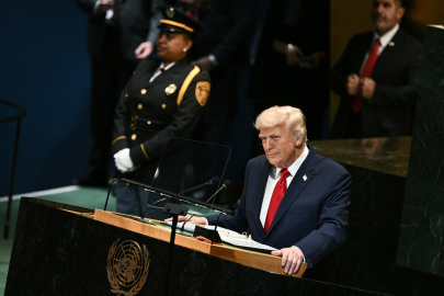 Trump'tan savaş yetkileri tasarısının kabul edilmesine sert tepki