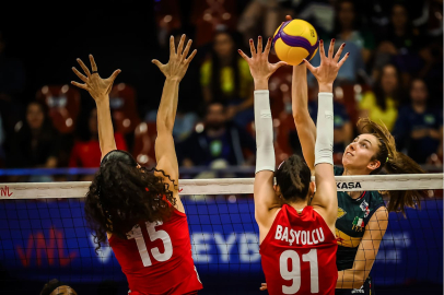 A Milli Kadın Voleybol Takımı İtalya'ya 3-1 mağlup oldu