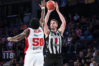 Final yolunda Bahçeşehir Koleji - Beşiktaş GAİN: 71-73