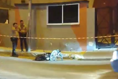 Otomobille çarpışan motosikletin sürücüsü öldü