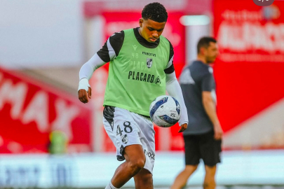 Trabzonspor Noah Jose Saviolo'yu renklerine kattı