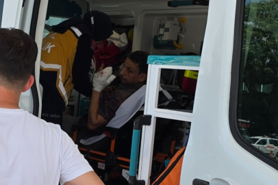 Ahşap kesim makinesine elini kaptıran işçinin 2 parmağı koptu