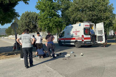 Bursa’da motosiklet ile otomobil çarpıştı: 2 yaralı